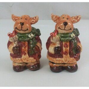 Vintage GKRO Happy Moose With Cardinals Christmas 3.5" Salt & Pepper Shakers